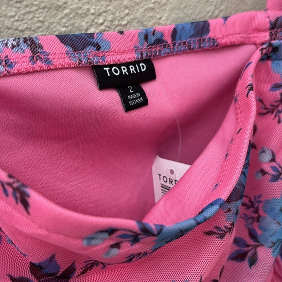 NWT Women’s Plus Size Torrid Mini Mesh Shirred Bodycon Dress Size: 2X 18/20 Pink - Picture 4 of 9